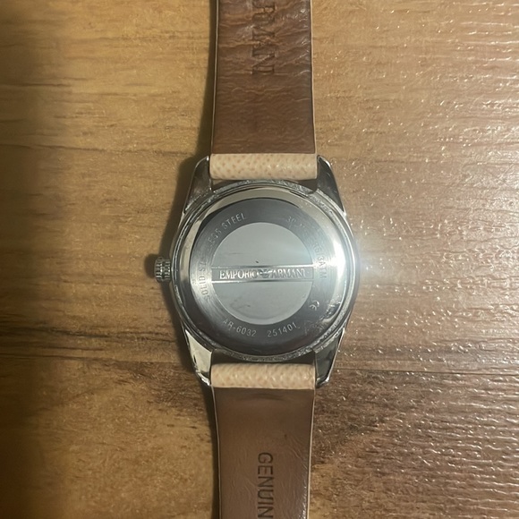 Emporio Armani women’s watch - Picture 5 of 7